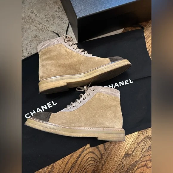 100% authentic Chanel Interlocking CC Logo Lace Up Suede Boots Booties - Picture 2 of 15